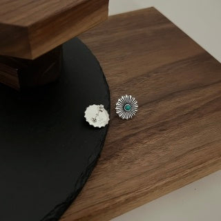 Gucci GG Floral Turquoise Accent Stud Earrings