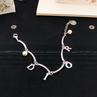 Dior Lumière Letter Pearl Bracelet