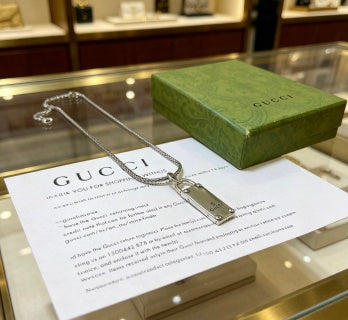 Gucci GG Engraved Plate Chain Necklace